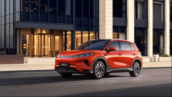 比亚迪海洋网全新海狮 05 正式上市 9.79 万元起售 重塑 A 级 SUV 价值标杆570.png